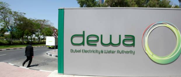 
            	　　美國(guó)工業(yè)巨頭通用電氣GE與迪拜電力和水務(wù)局（Dewa）日前就清潔能源和可再生能源領(lǐng)域的一些創(chuàng)新解決方案和技術(shù)進(jìn)行了會(huì)談。　　這次會(huì)議是迪拜電力和水務(wù)局繼續(xù)加強(qiáng)與國(guó)際公司合作的一部分，以分享能源領(lǐng)域的最佳實(shí)踐和發(fā)展，特別是在清潔和可再生能源方面