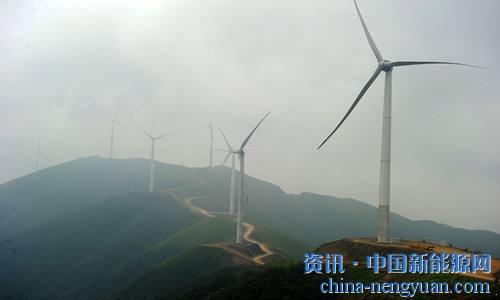                                                                                                                                                                     
	　　受臺風“山竹”影響，9月16日，湖南電網風電最高電力和日電量均創(chuàng)下歷史新高。最高電力達到216.7萬千瓦，同比去年最高紀錄超出26萬千瓦；風電最大日電